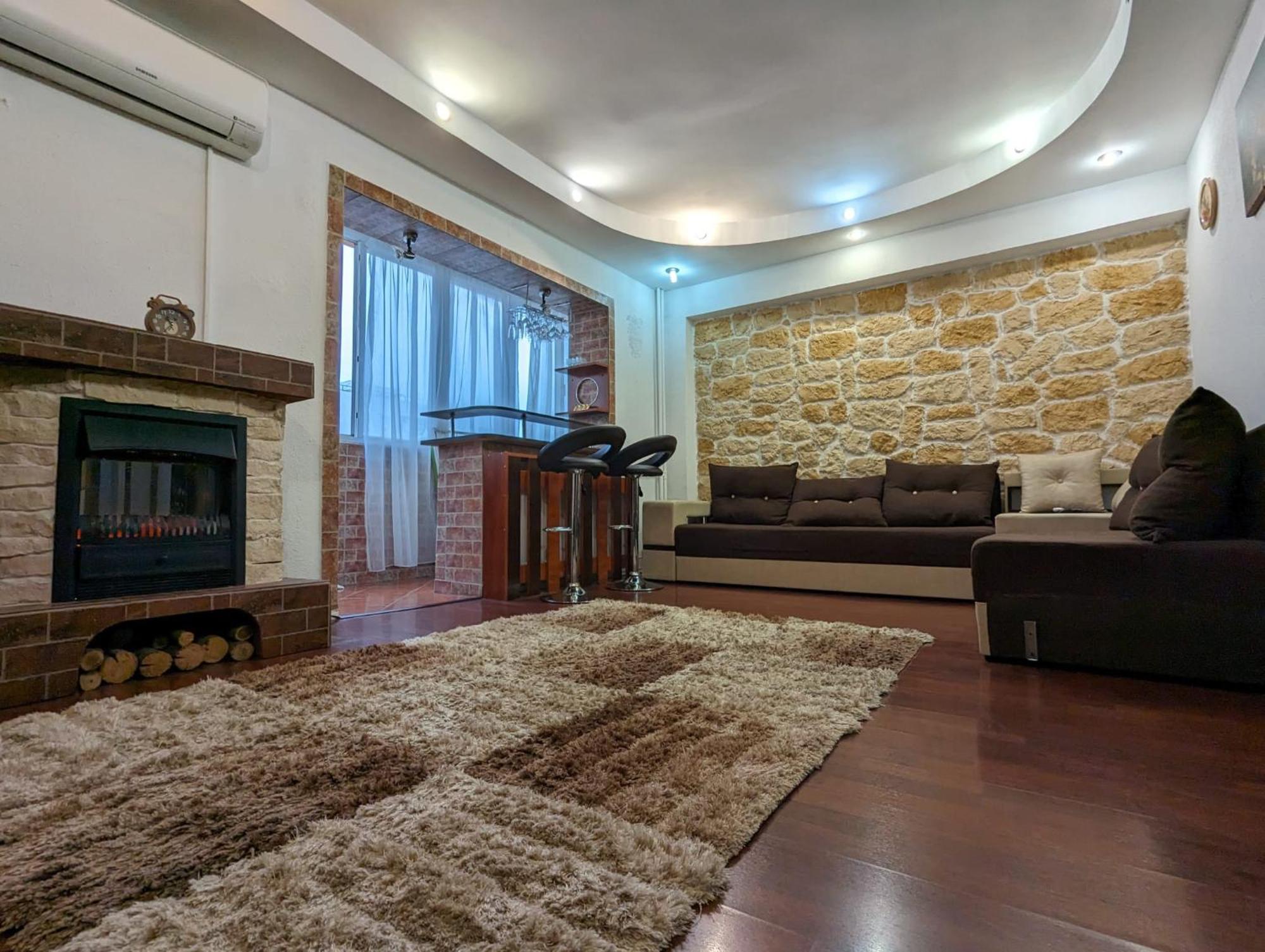 Modern Oasis With A Cozy Fireplace Your Stylish Apartment Minutes From Downtown Бухарест Экстерьер фото